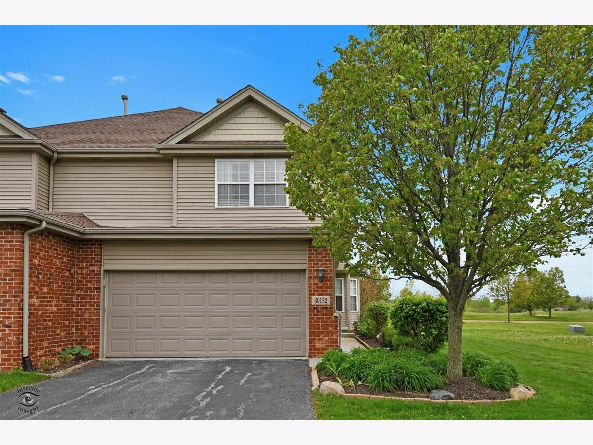 Homes & Townhomes & Condos Sold Preserve At Cardinal Creek Beecher Illinois, 30132 Autumn