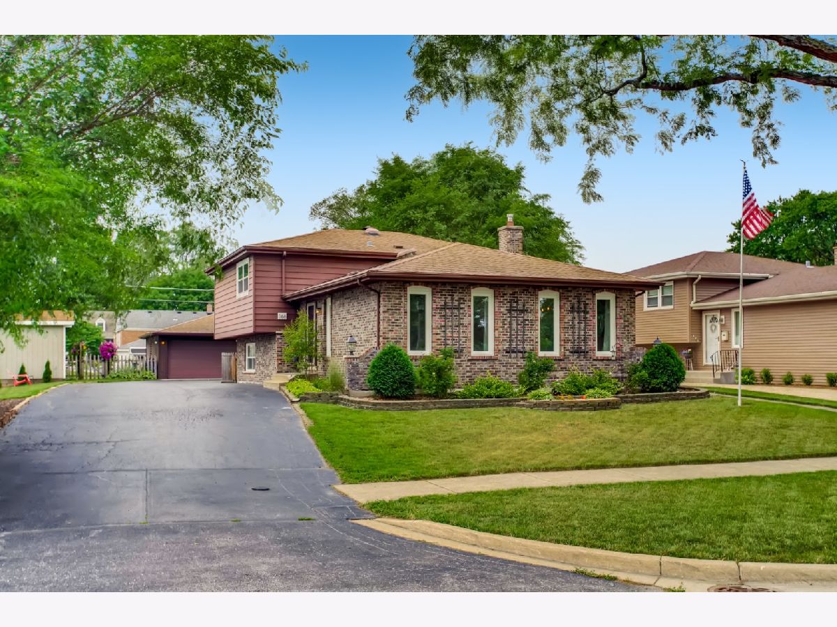 Homes Sold Butterfield Highlands Elmhurst Illinois, 366 Commonwealth