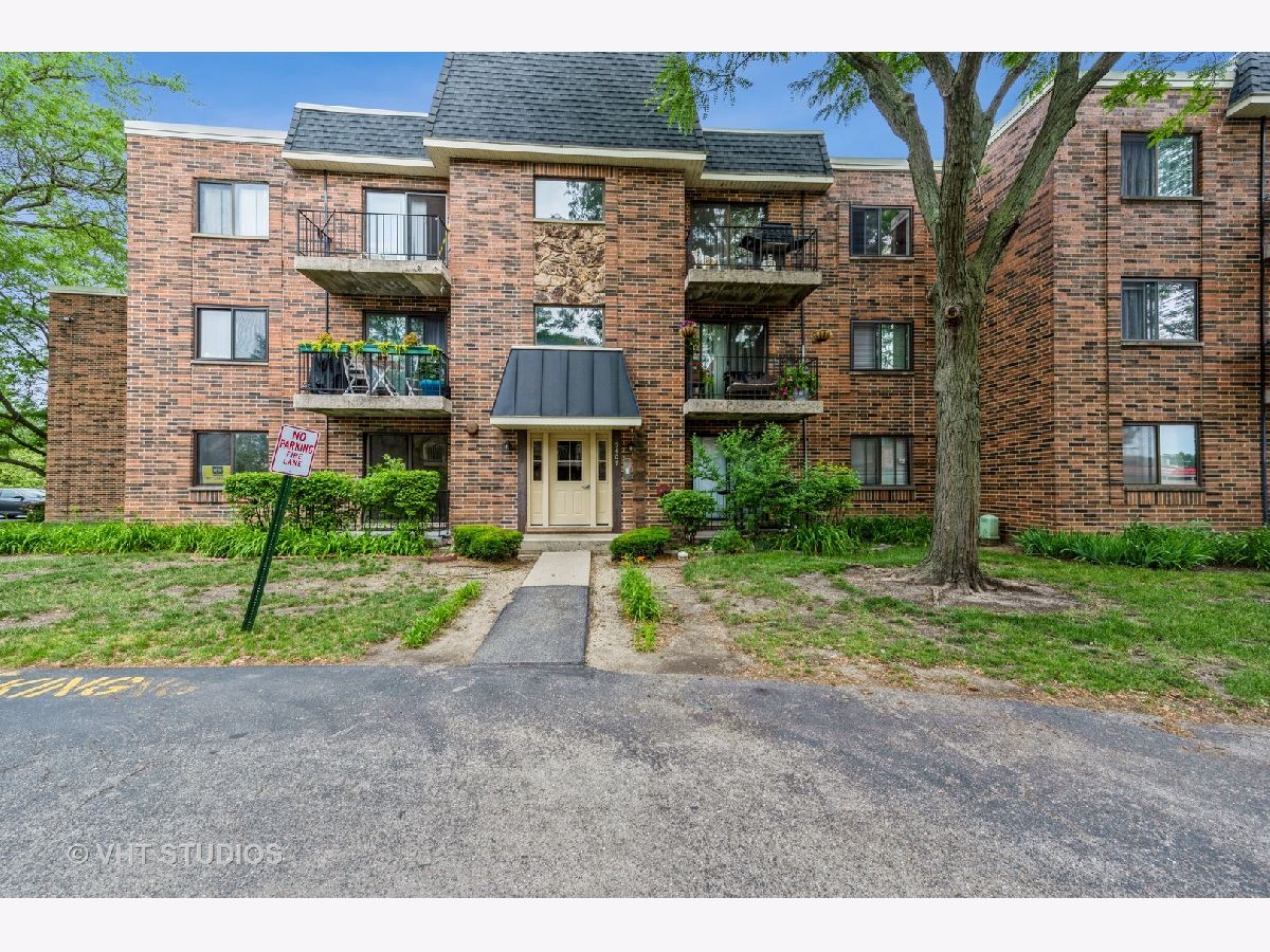 Condominiums Sold Autumn Chase Rolling Meadows Illinois, 5407 Chateau