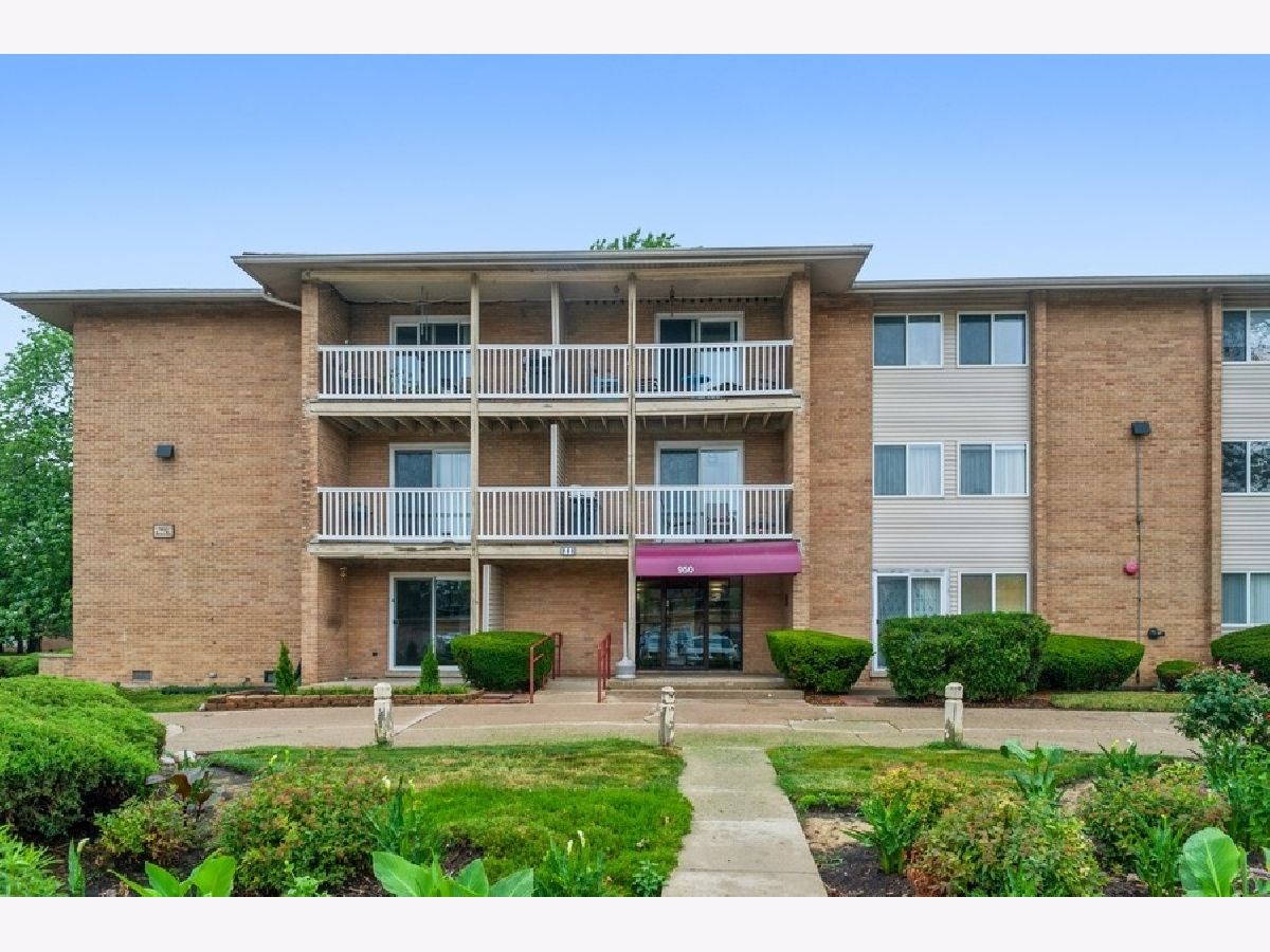 Elmdale Condominiums Des Plaines IL, Condominiums For Sale & For Rent