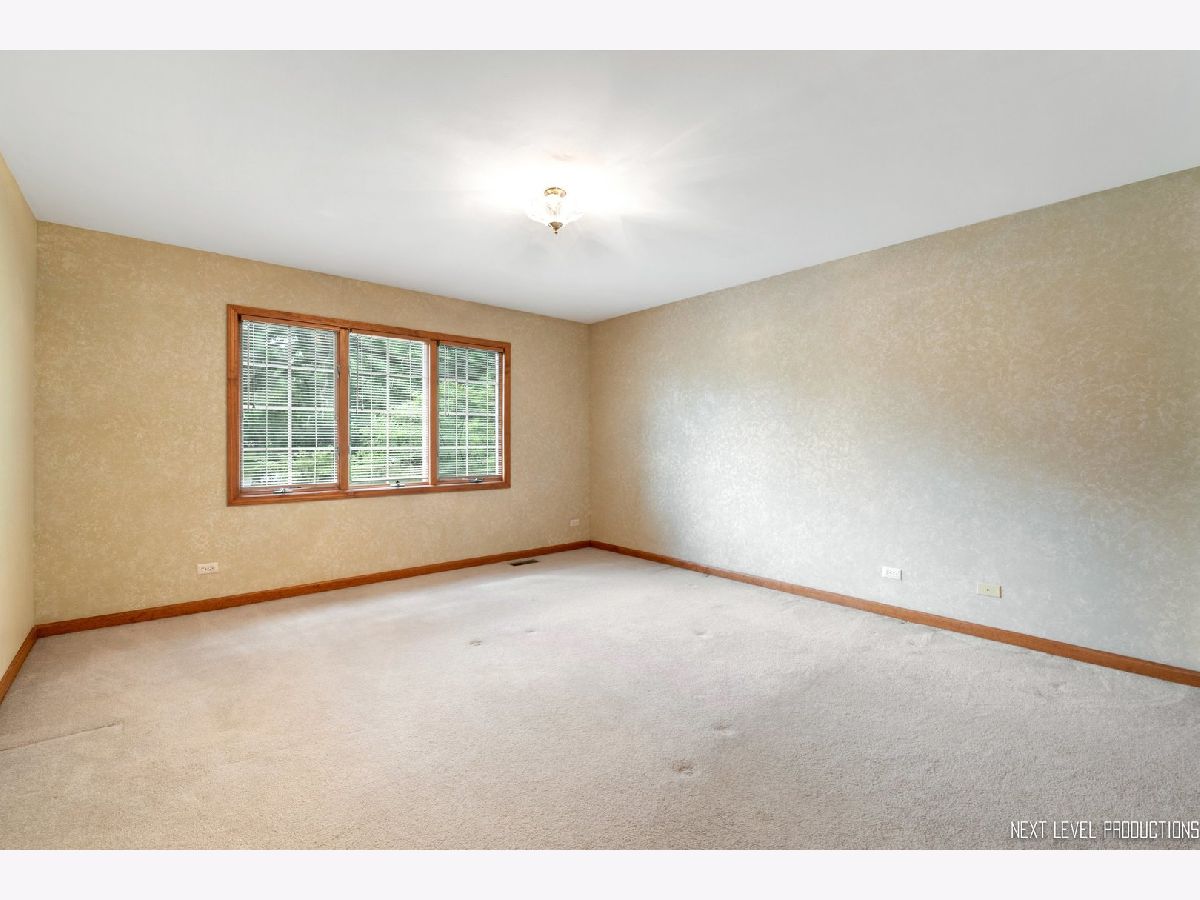Homes Sold Westwoods St Charles Illinois, 5N036 West Woods