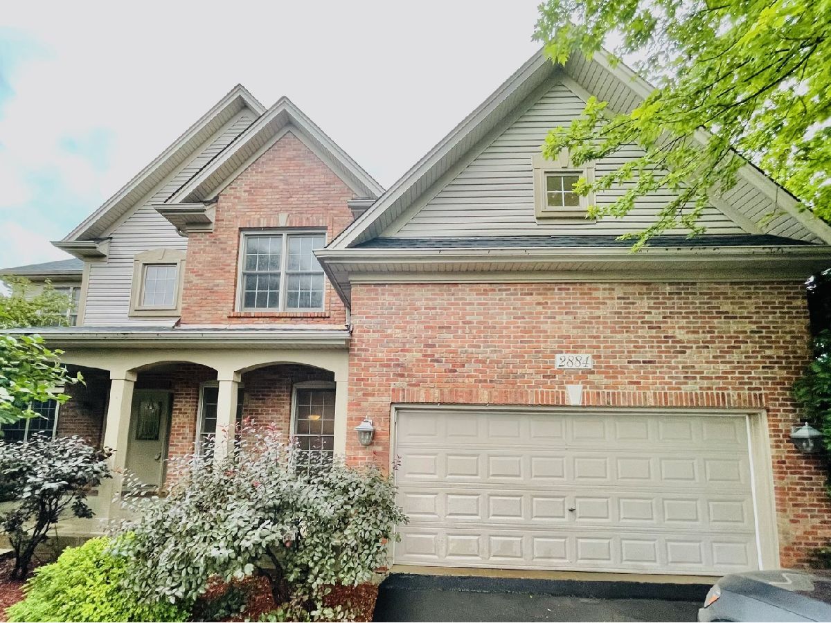 Homes Rented Oakhurst North Aurora Illinois, 2884 Riverstone