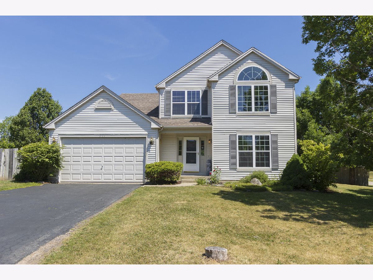 Homes Sold Northwood Trails Lake Villa Illinois, 301 Pathway