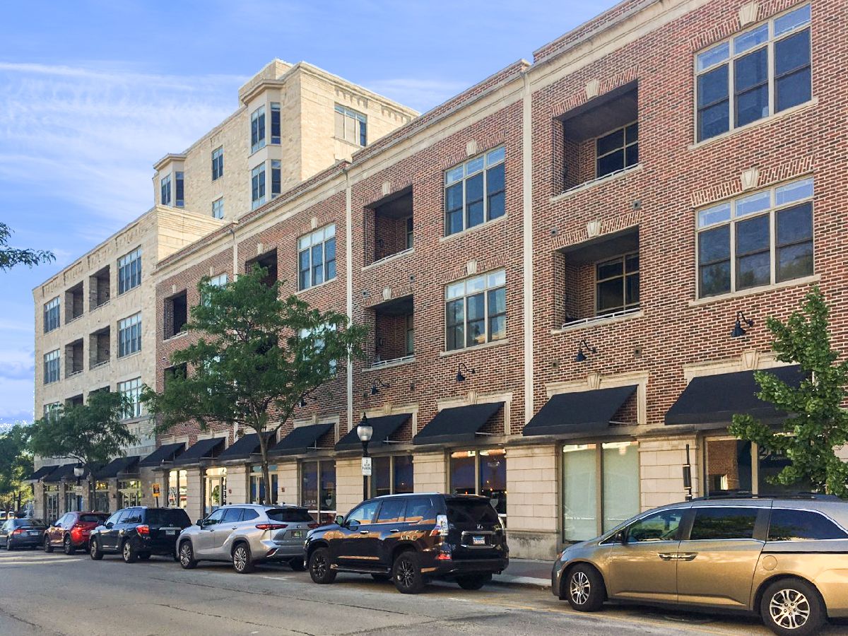 Condominiums Sold Metro Lofts Arlington Heights Illinois, 10 Dunton