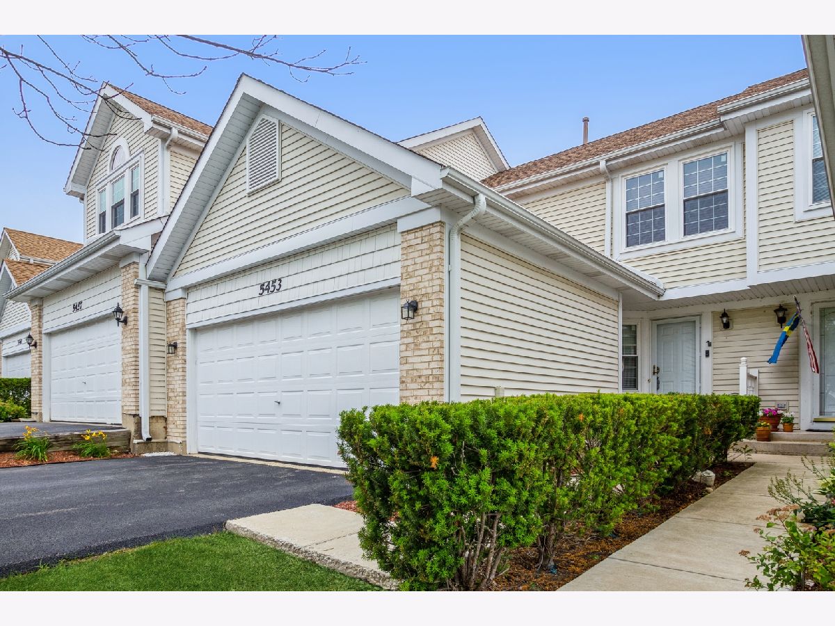 Townhomes & Homes Sold Tall Oaks Hanover Park Illinois, 5453 Ridge Crossing