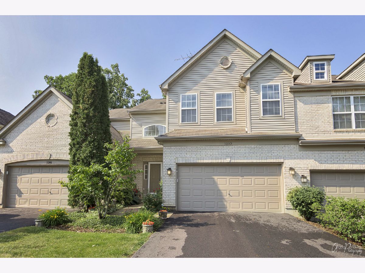 Townhomes & Condos Sold Cobblestone Woods Prairie Grove Illinois, 5283 Granite