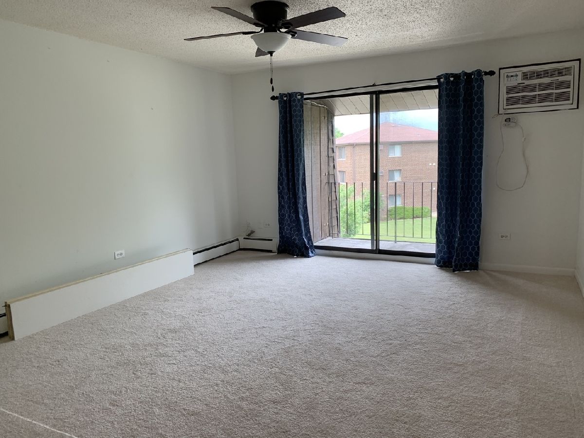 Condominiums & Homes Sold Colonades Orland Park Illinois, 7305 Tiffany