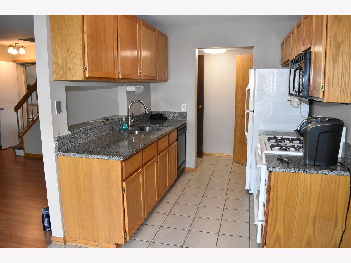 Homes & Townhomes & Condos Rented Frankfort Square Frankfort Illinois, 7750 Garland