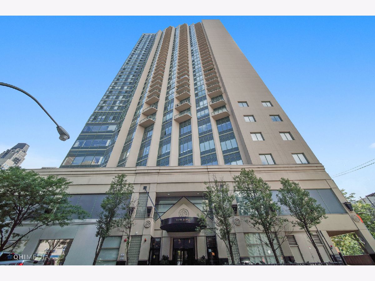 Condominiums Sold Gold Coast Galleria Chicago Illinois, 111 Maple