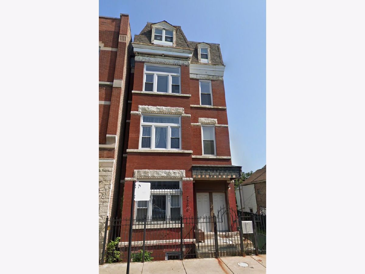 Condominiums & Homes Rented Heart Of Chicago Chicago Illinois, 2256 21st