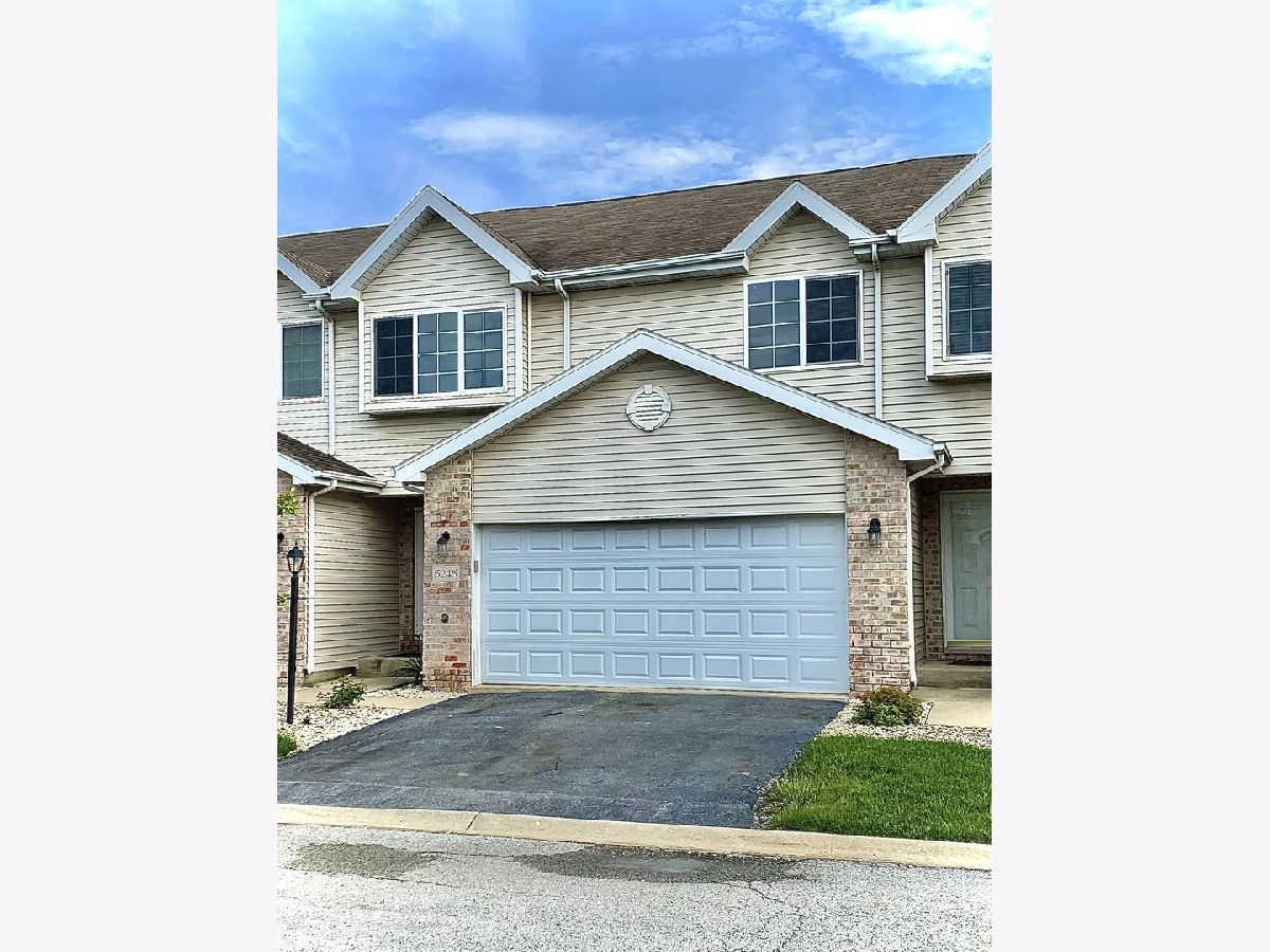 Townhomes Sold Southwick Courtyards Matteson Illinois, 5245 Southwick