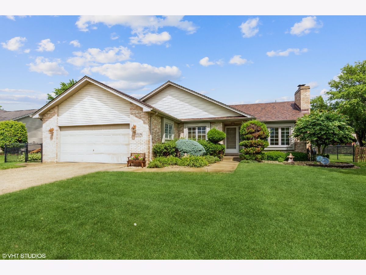 Homes Sold Fieldstone Place Lockport Illinois, 16329 Fieldstone