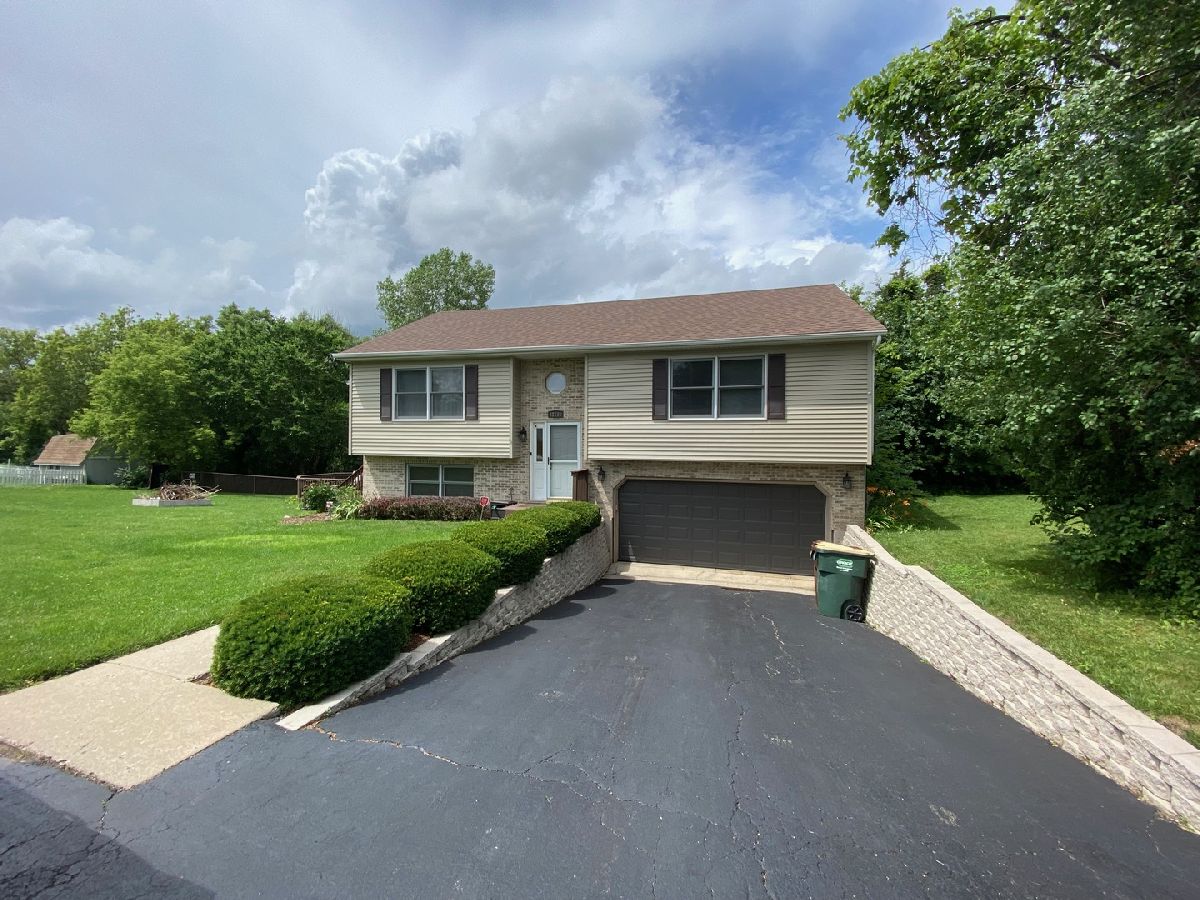 Homes Sold East Loon Lake Shore Antioch Illinois, 22120 Virell