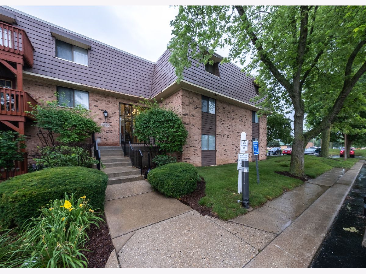 Condominiums Sold Acorn Woods Aurora Illinois, 1895 Tall Oaks