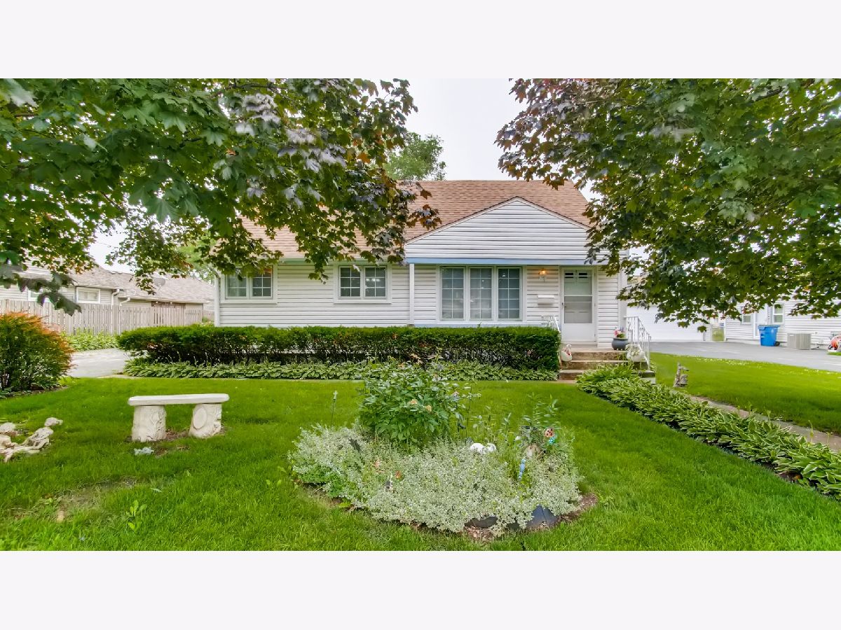  Sold Leyden Township Illinois, 804 La Porte