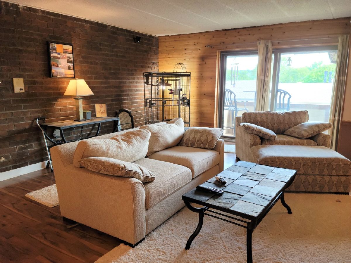Condominiums Sold Kings Row Condos West Dundee Illinois, 437 Cavalier