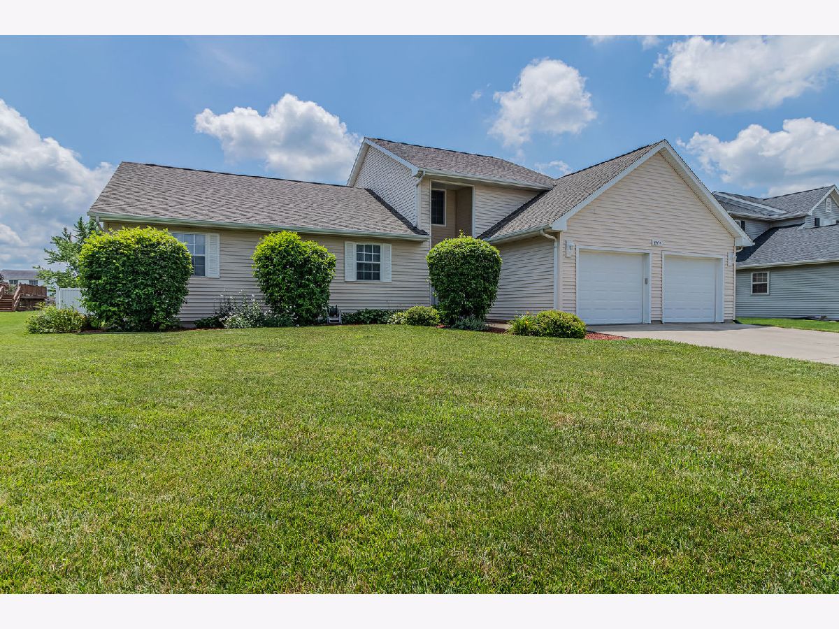 Homes Sold Woodard's Crestlake St Joseph Illinois, 1705 Juniper