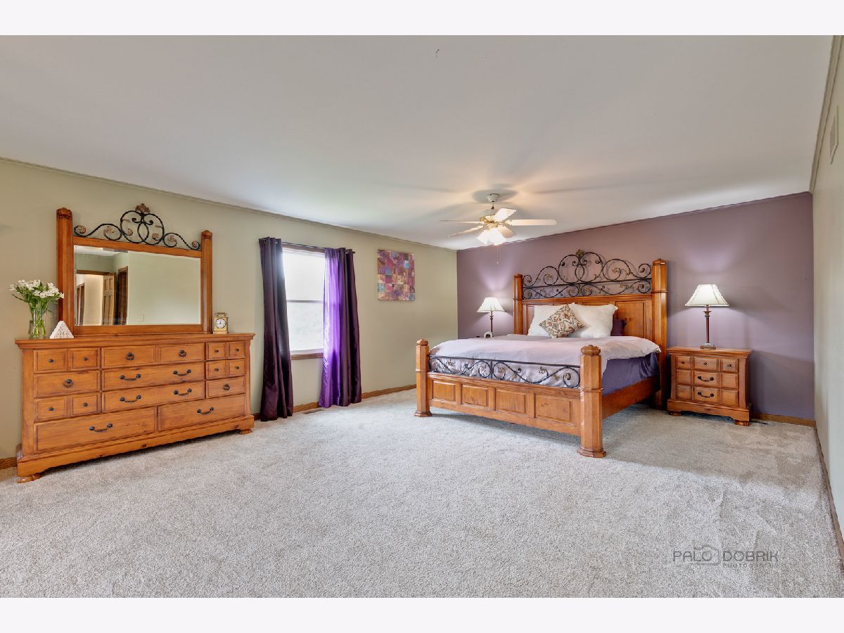 Homes Sold Amber Field Lakes Lake Villa Illinois, 608 Majestic