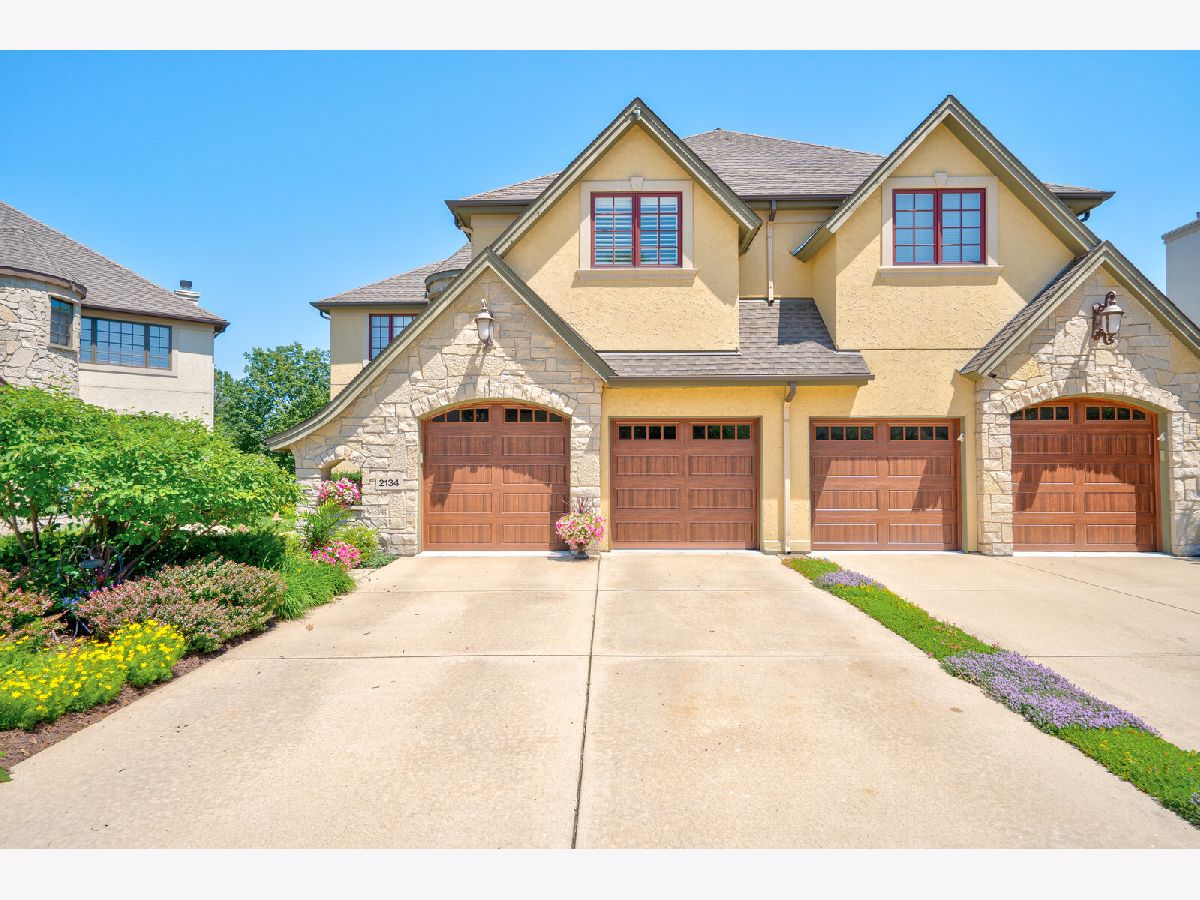 Townhomes Sold Exeter Lisle Illinois, 2134 Lillian