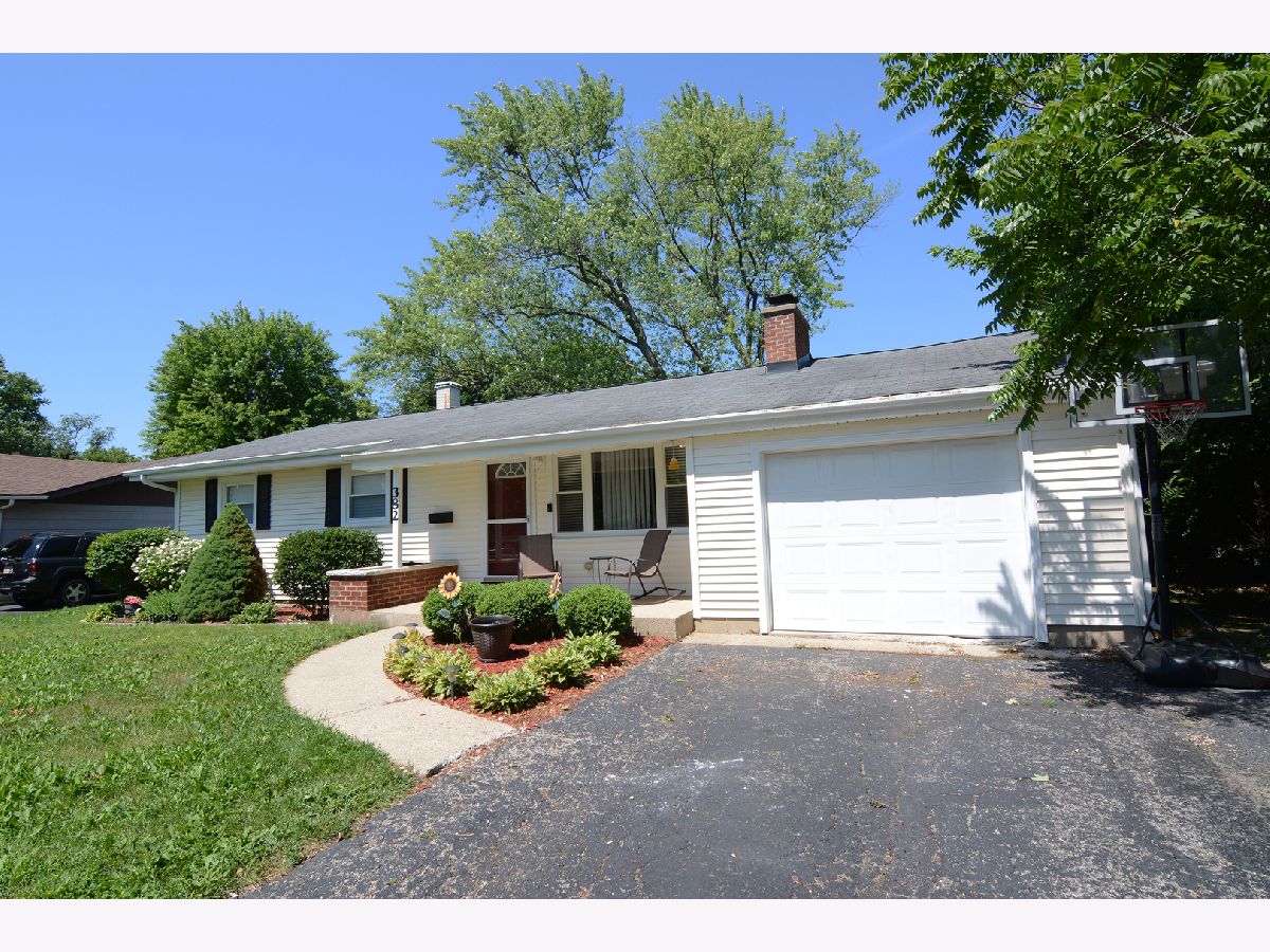 Homes Sold Colby Crystal Lake Illinois, 382 Keith