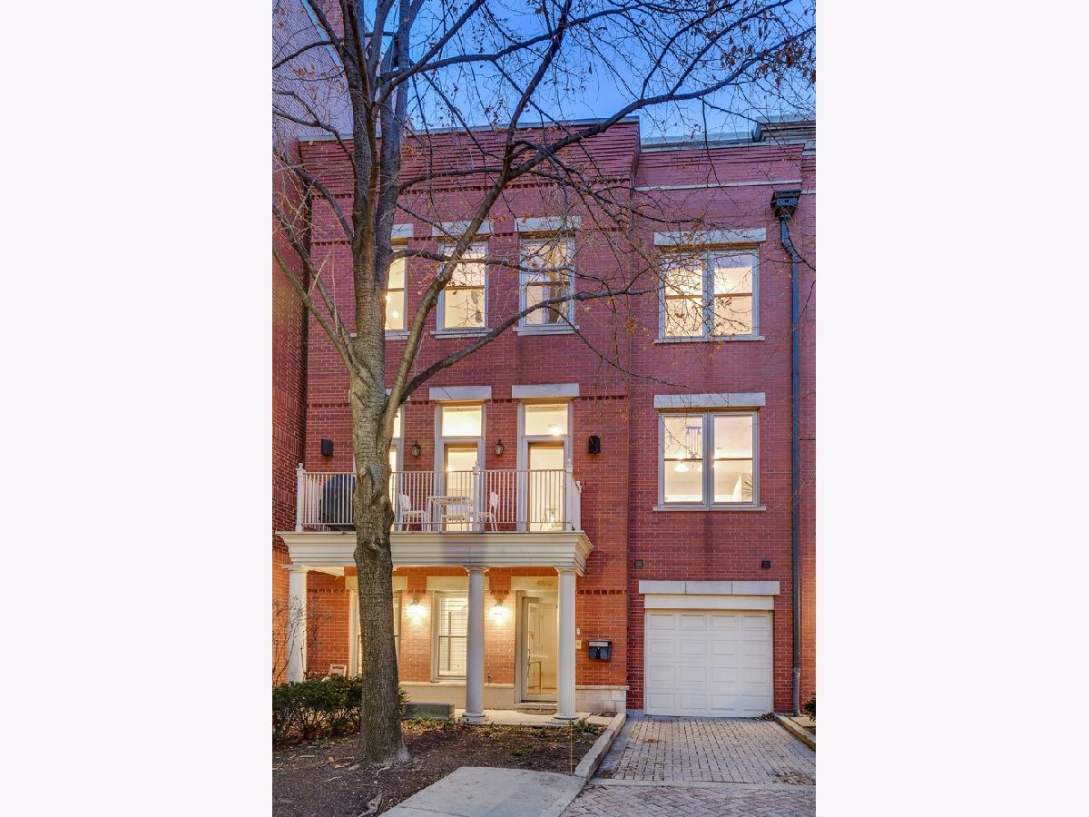 Kinzie Park Chicago IL, Townhomes & Condos For Sale & For Rent Sadie