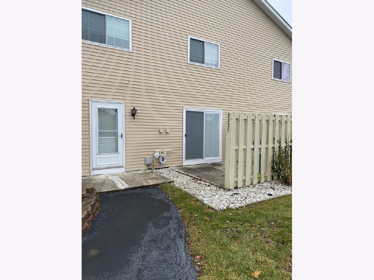 Townhomes & Condos & Homes Sold The Village Crest Hill Illinois, 2325 Aster