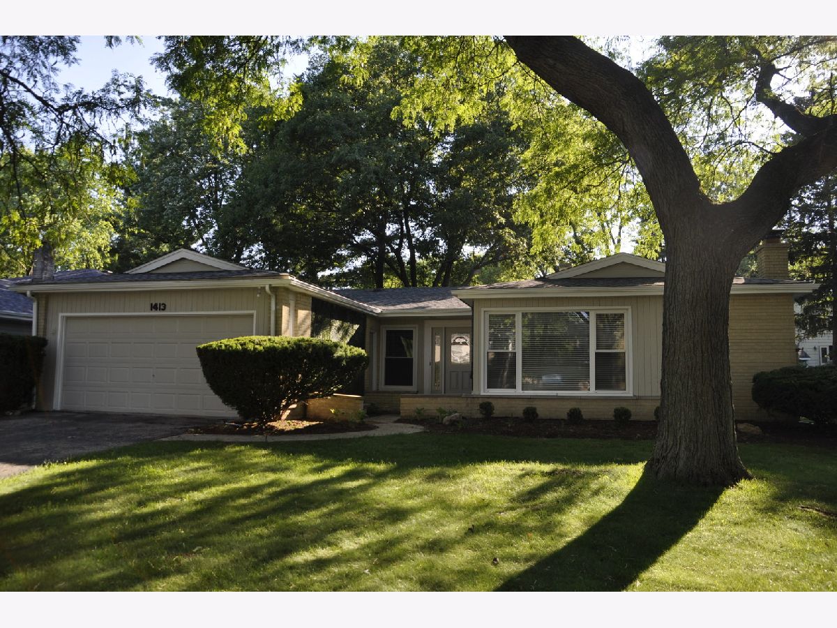 Homes Rented Maplebrook Ii Naperville Illinois, 1413 Swallow
