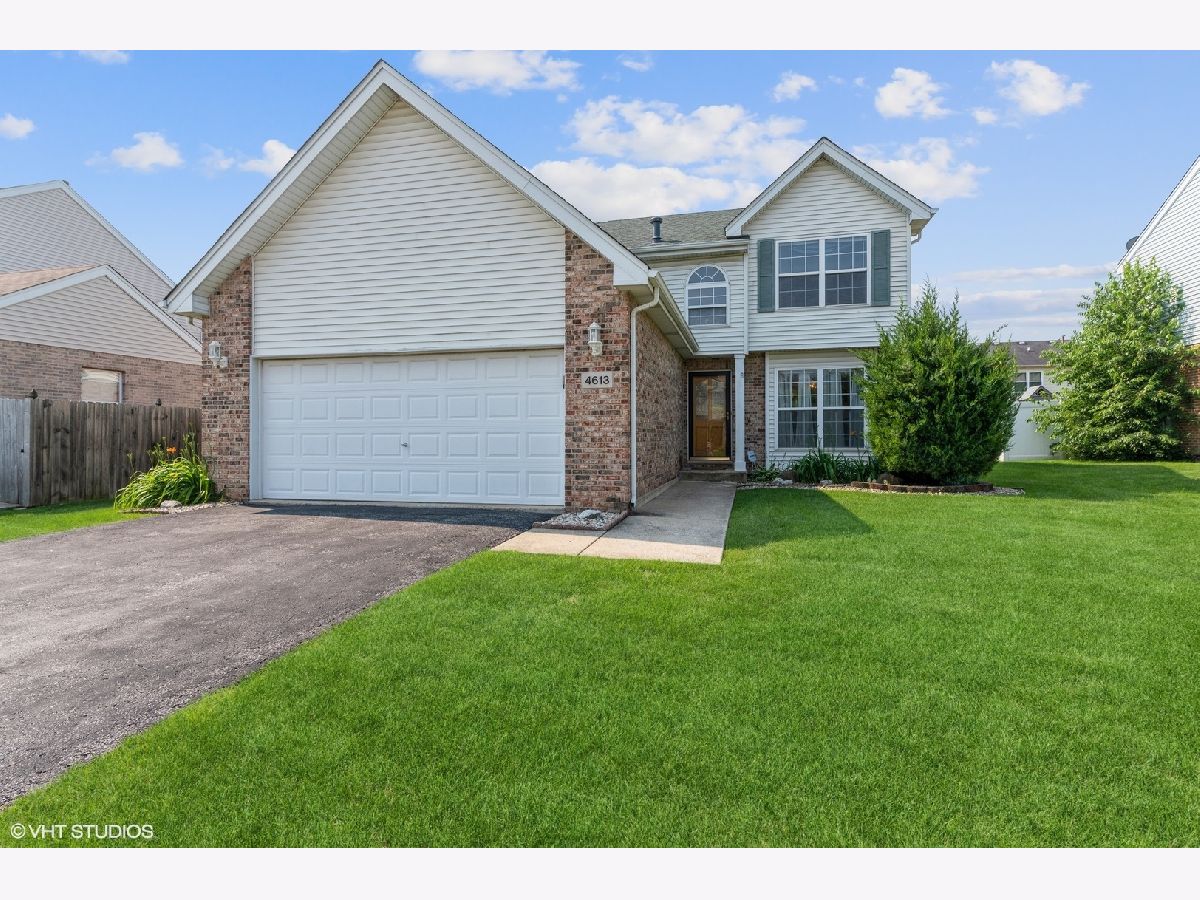 Homes & Condos & Townhomes Sold Avenues Of Oak Forest Oak Forest Illinois, 4613 Oakridge