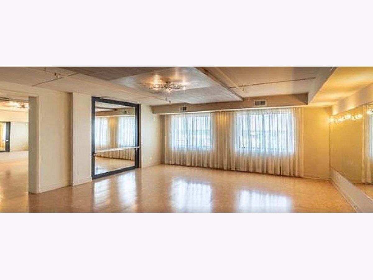 Condominiums Sold The Xxi Schaumburg Illinois, 21 Kristin