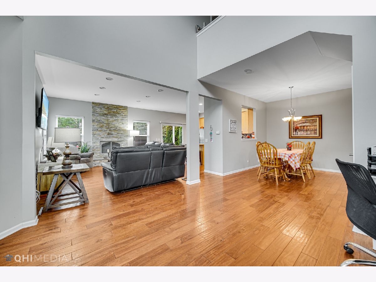Townhomes & Condos Sold Princeton Crossing Lake In The Hills Illinois, 3203 Harvard