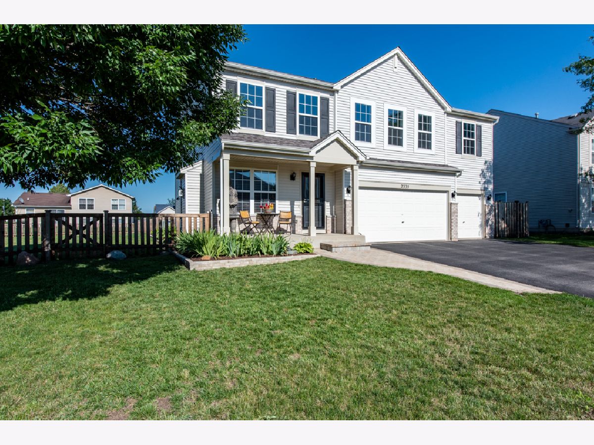 Homes Sold Chesapeake Trails Round Lake Heights Illinois, 2335 Seneca