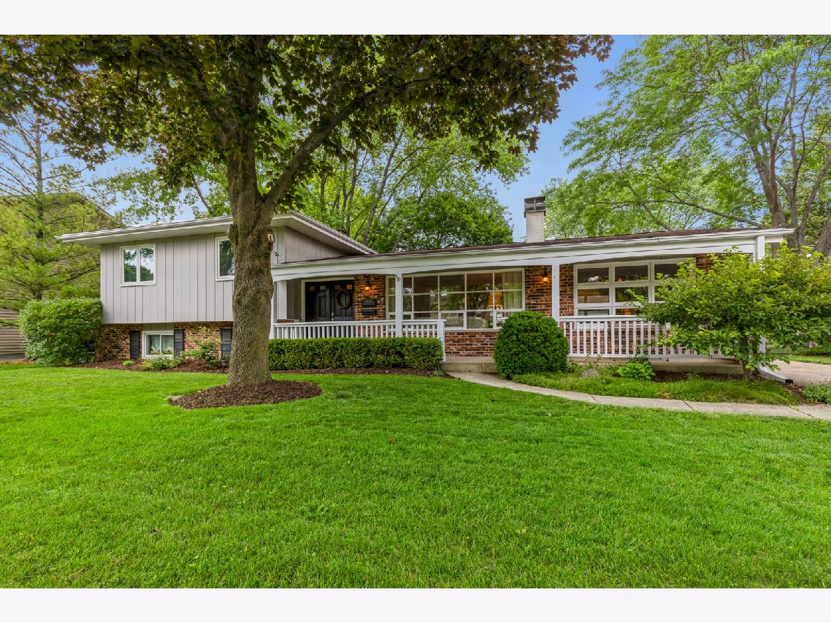 Homes Sold Butterfield Estates Libertyville Illinois, 1032 Fairlawn