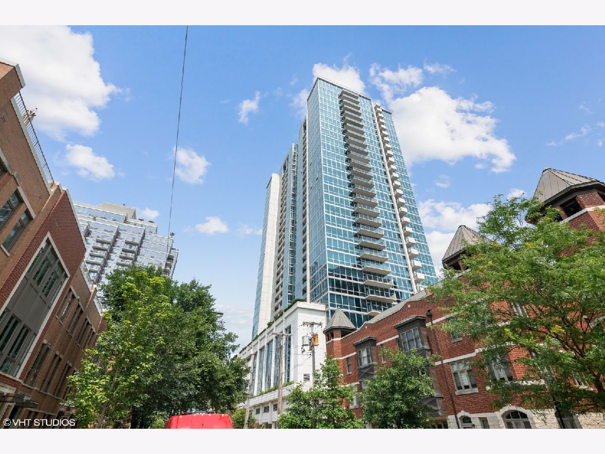 Condominiums Sold Adler Place Chicago Illinois, 1629 Prairie