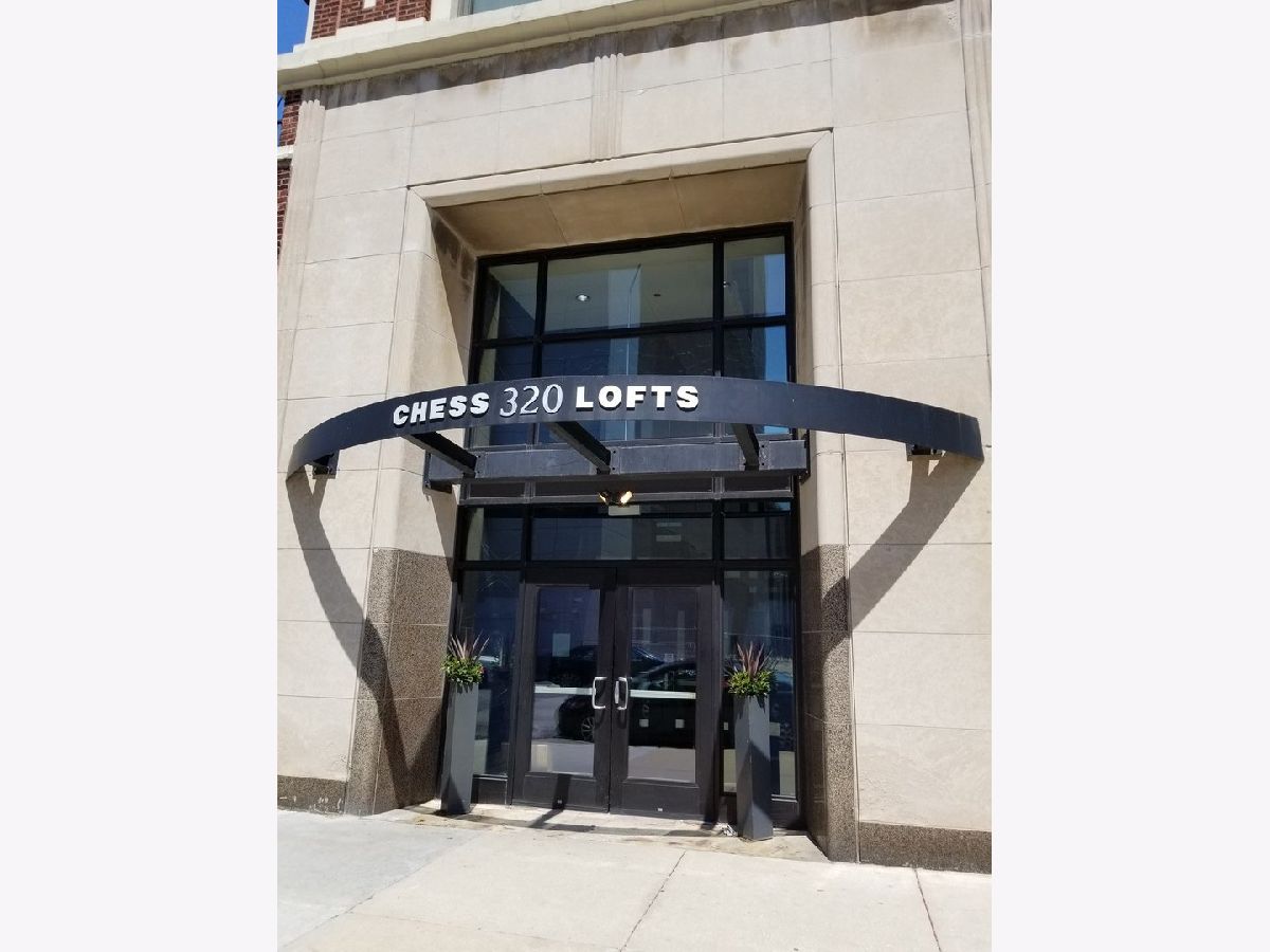 Condominiums Rented Chess Lofts Chicago Illinois, 320 21st