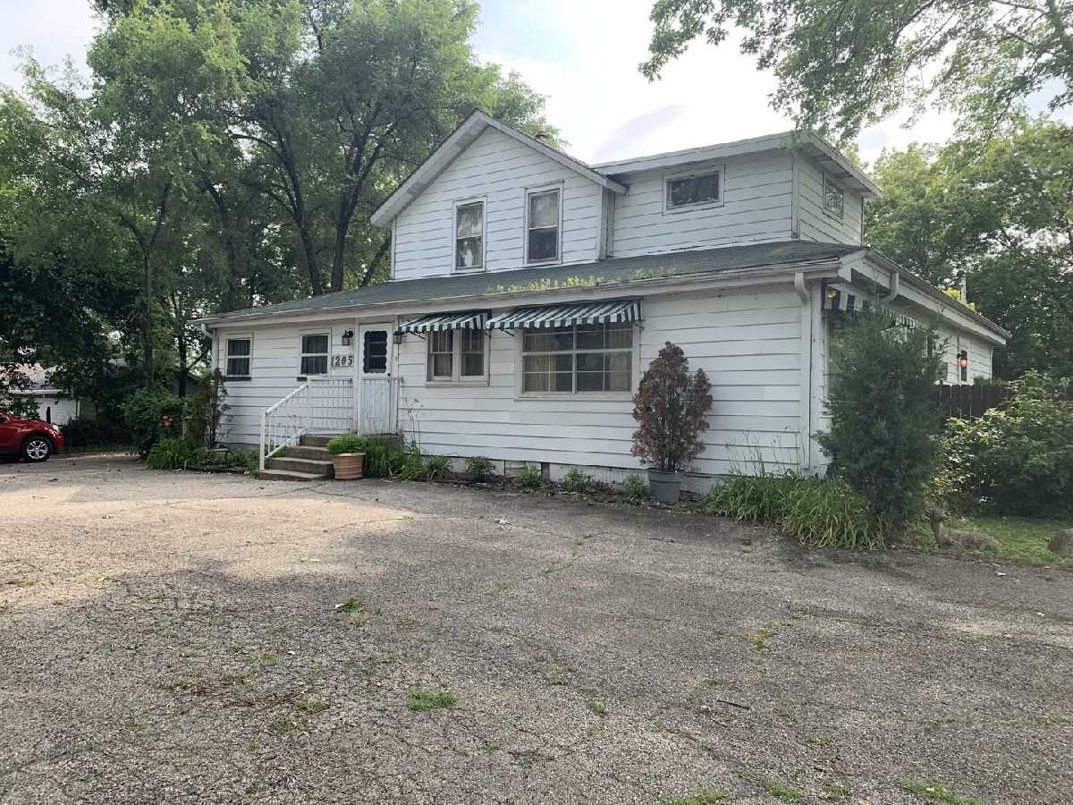 Homes & Condos & Townhomes Sold Round Lake Beach Round Lake Beach Illinois, 1205 Fairfield