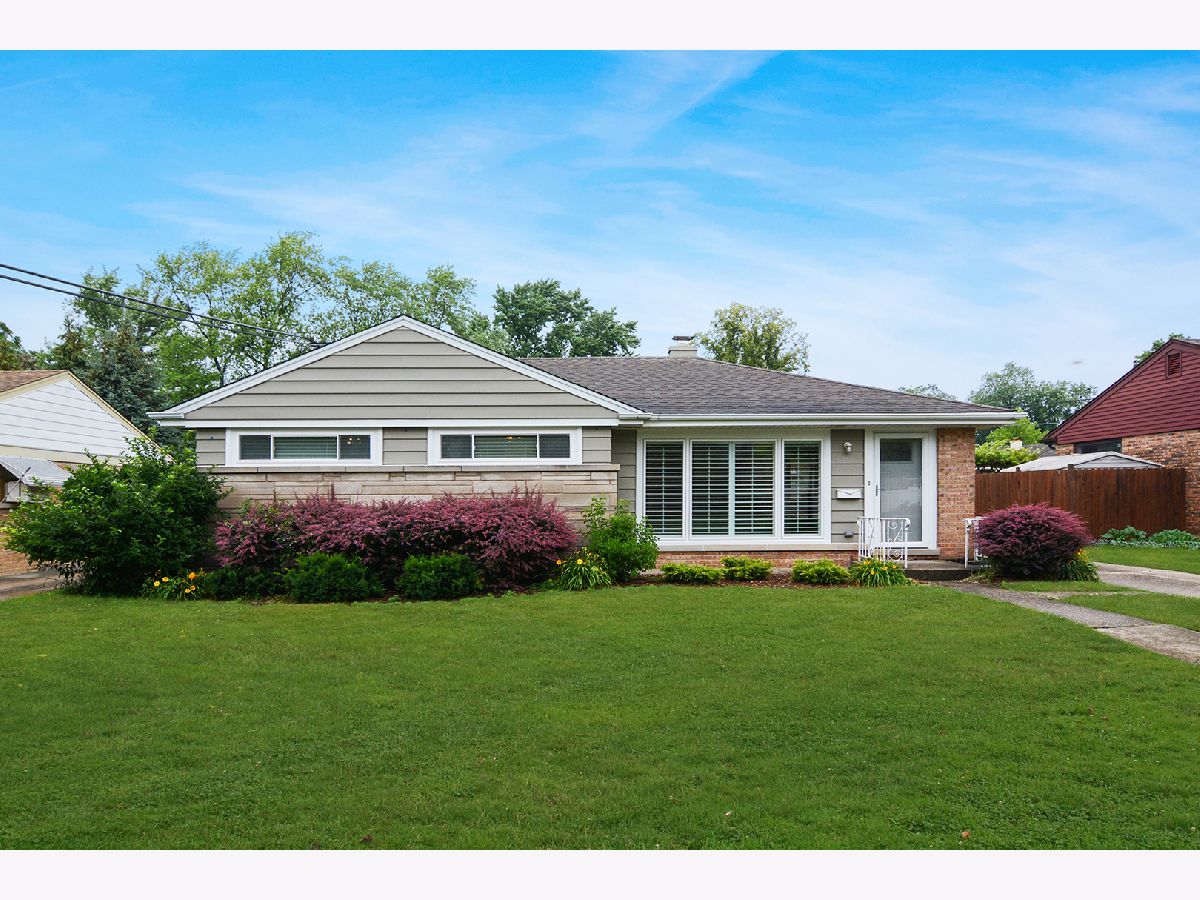 Homes Rented Emery Manor Elmhurst Illinois, 465 Fremont