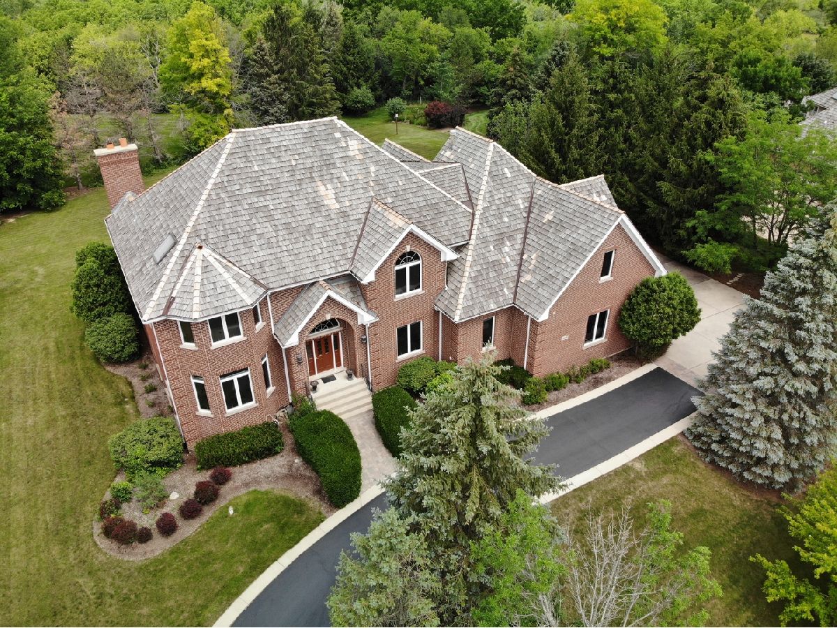 Homes Sold Heritage Estates Lake Barrington Illinois, 28176 Gray Barn