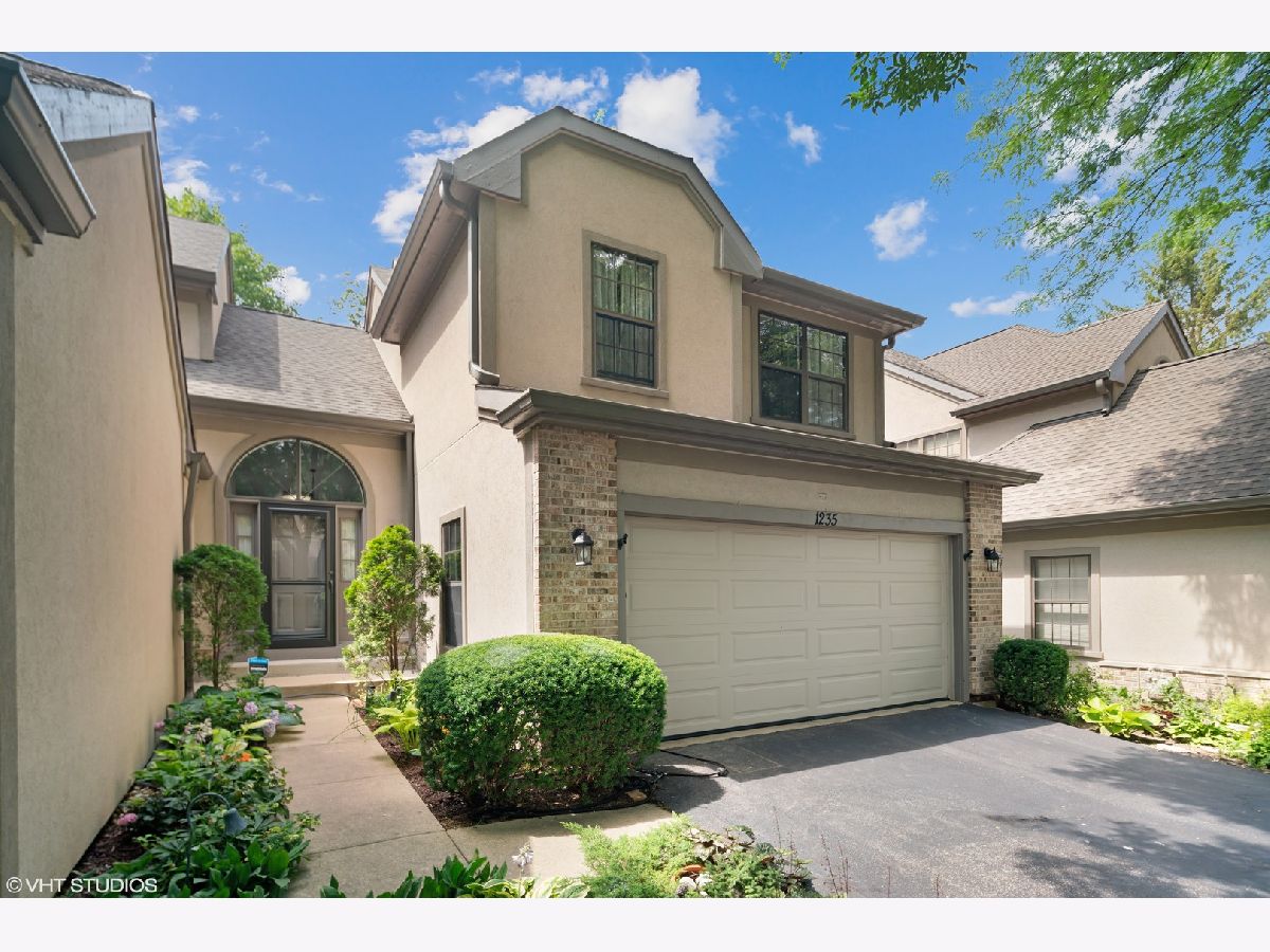 Townhomes Sold Hobson Oaks Naperville Illinois, 1235 Hobson Oaks