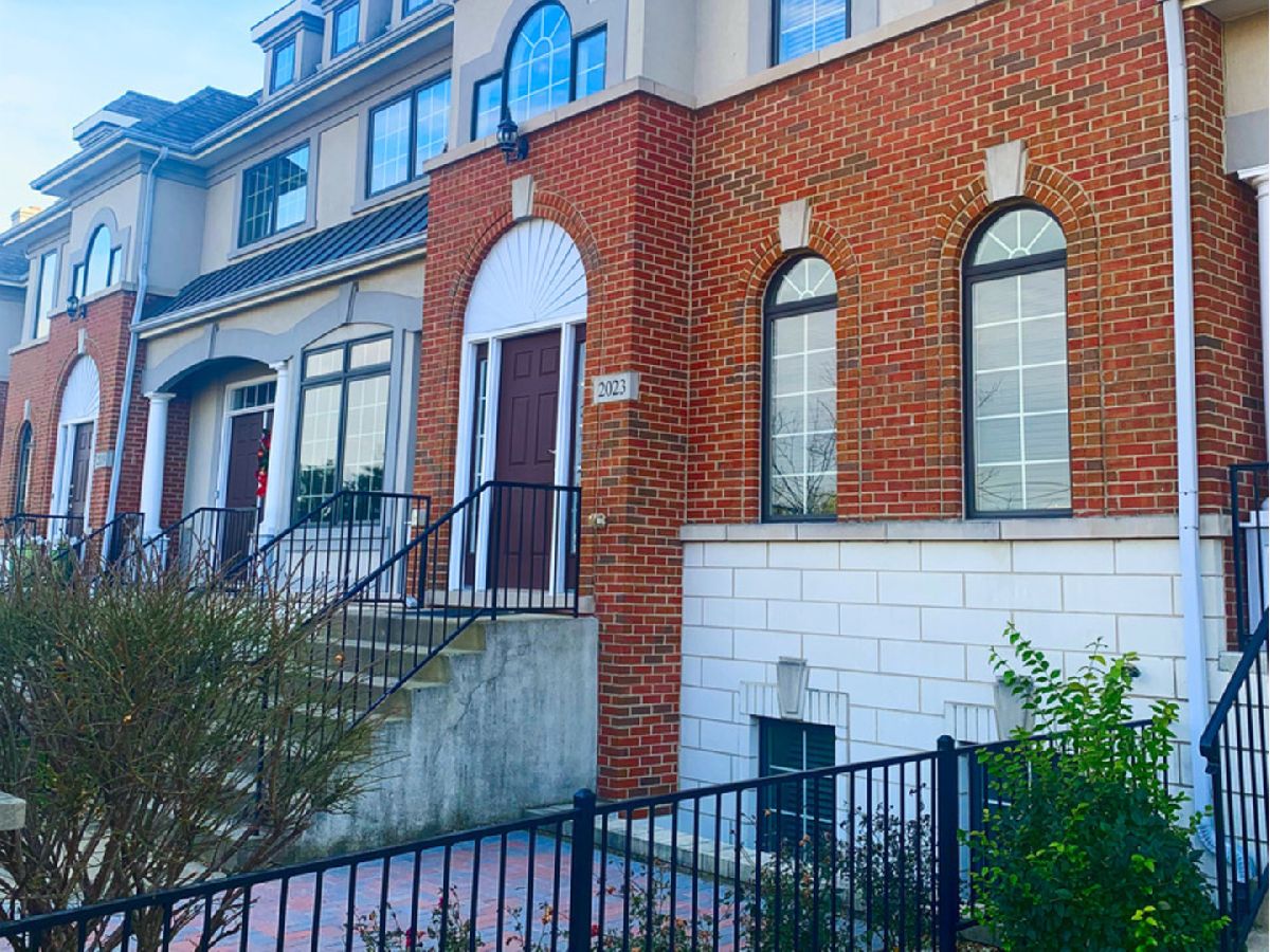 Townhomes Rented Astor Place Naperville Illinois, 2023 Alta Vista