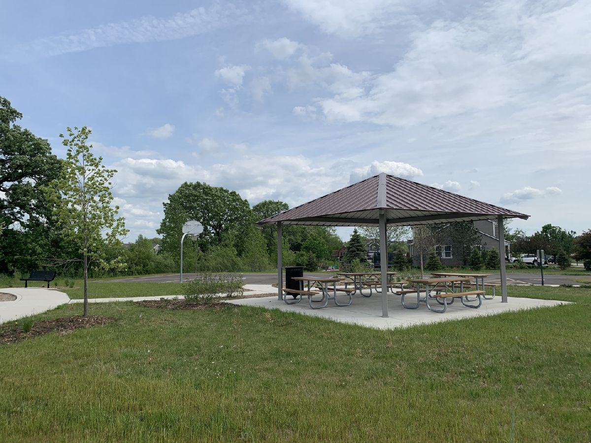 Homes & Condos & Townhomes Sold The Oaks Of Irish Prairie Mchenry Illinois, 1731 Cashel
