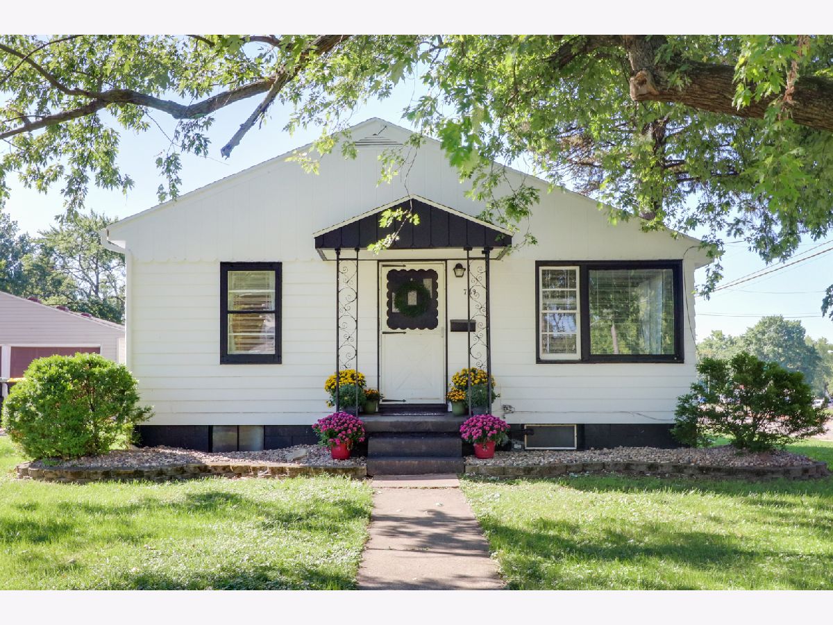 Homes Sold Oakdale Normal Illinois, 739 Hale