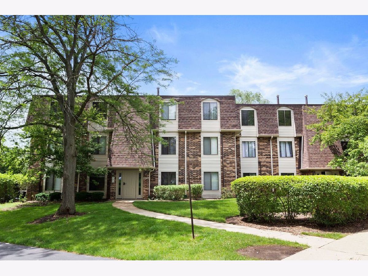 Condominiums Sold Court Of Shorewood Vernon Hills Illinois, 274 Court Of Shorewood