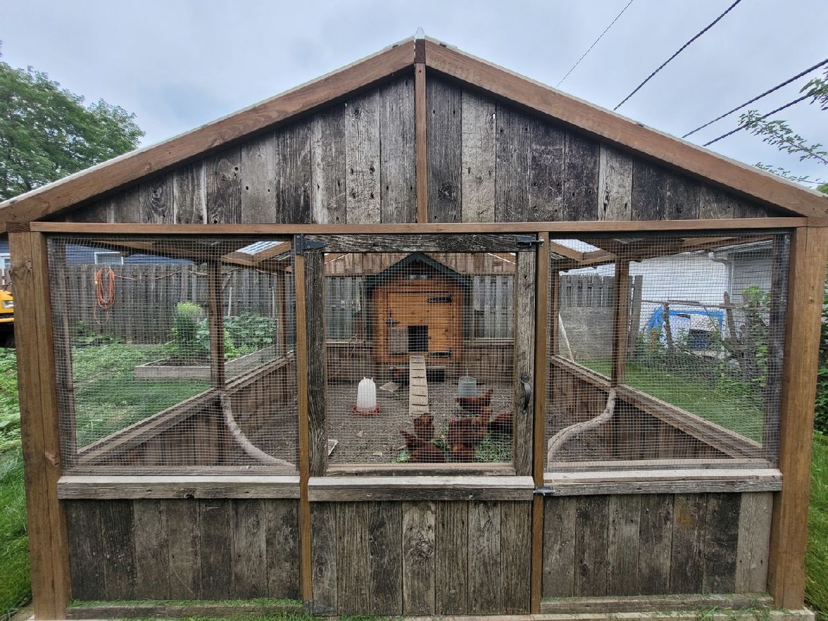  Sold Gages Lake Illinois, 33640 Forest