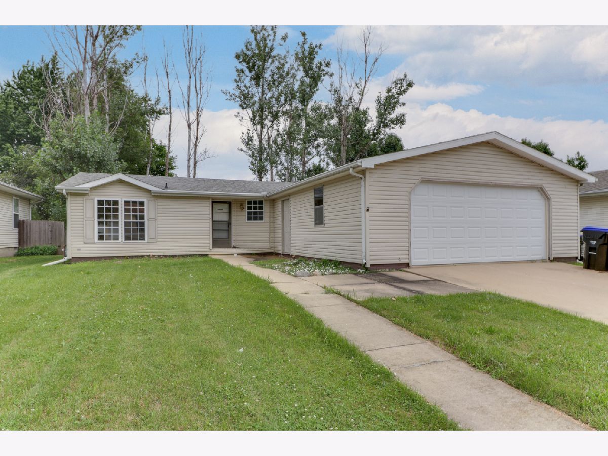 Homes Sold Brigham Heights Bloomington Illinois, 8 Geneva