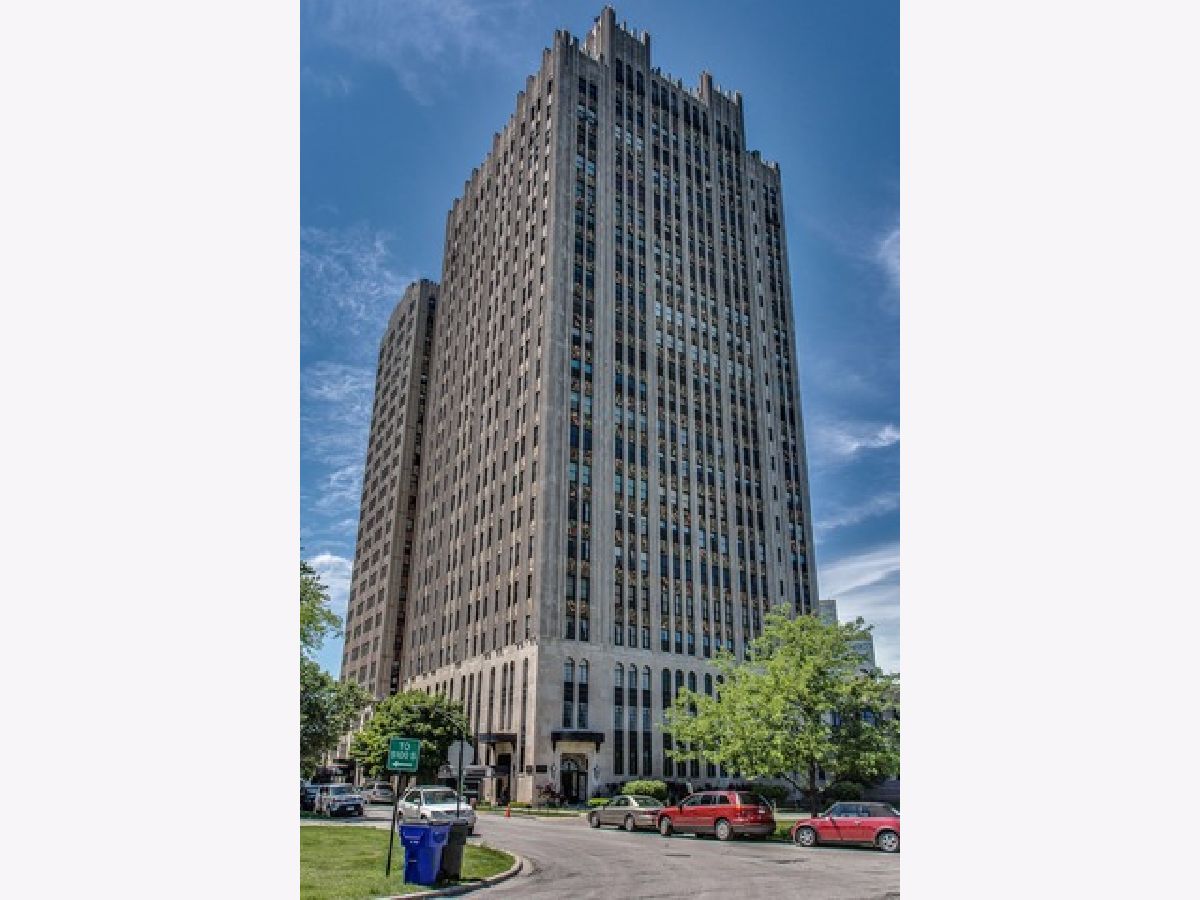 Condos & Townhomes Sold Powhatan Chicago Illinois, 4950 Chicago Beach