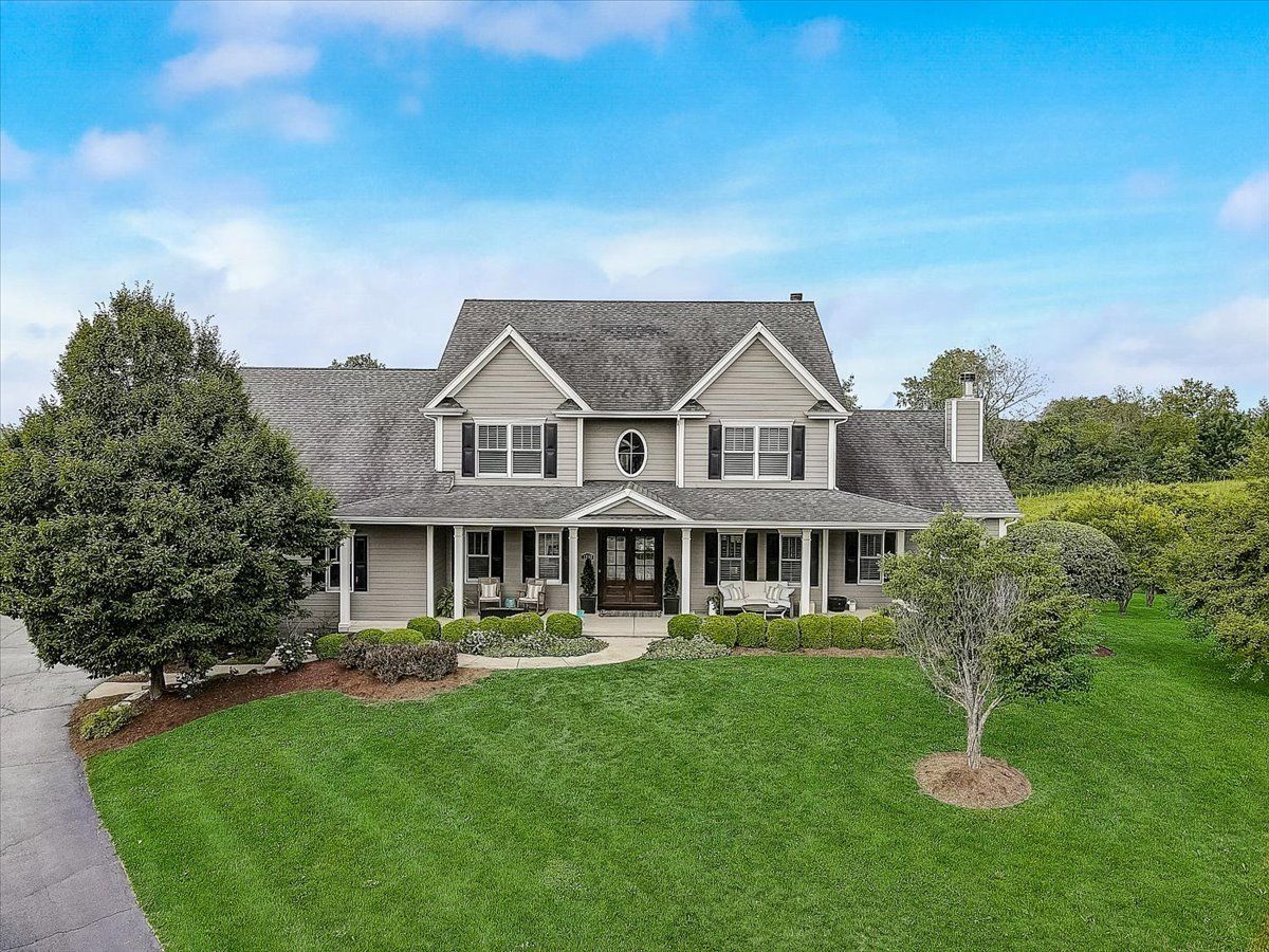 Homes Sold Hughes Creek Elburn Illinois, 1932 Spring Valley