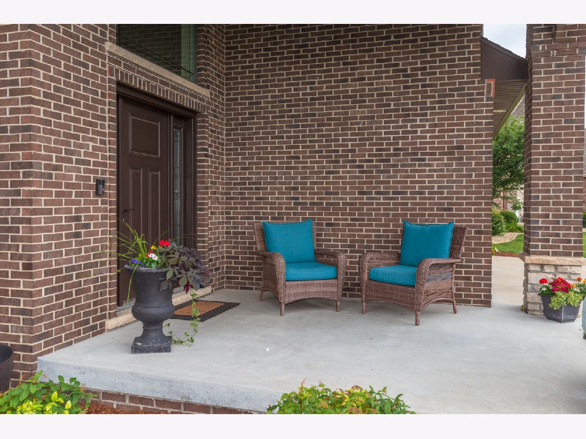 Homes & Condos & Townhomes Sold Eagle View Estates Bloomington Illinois, 2508 Riverwoods