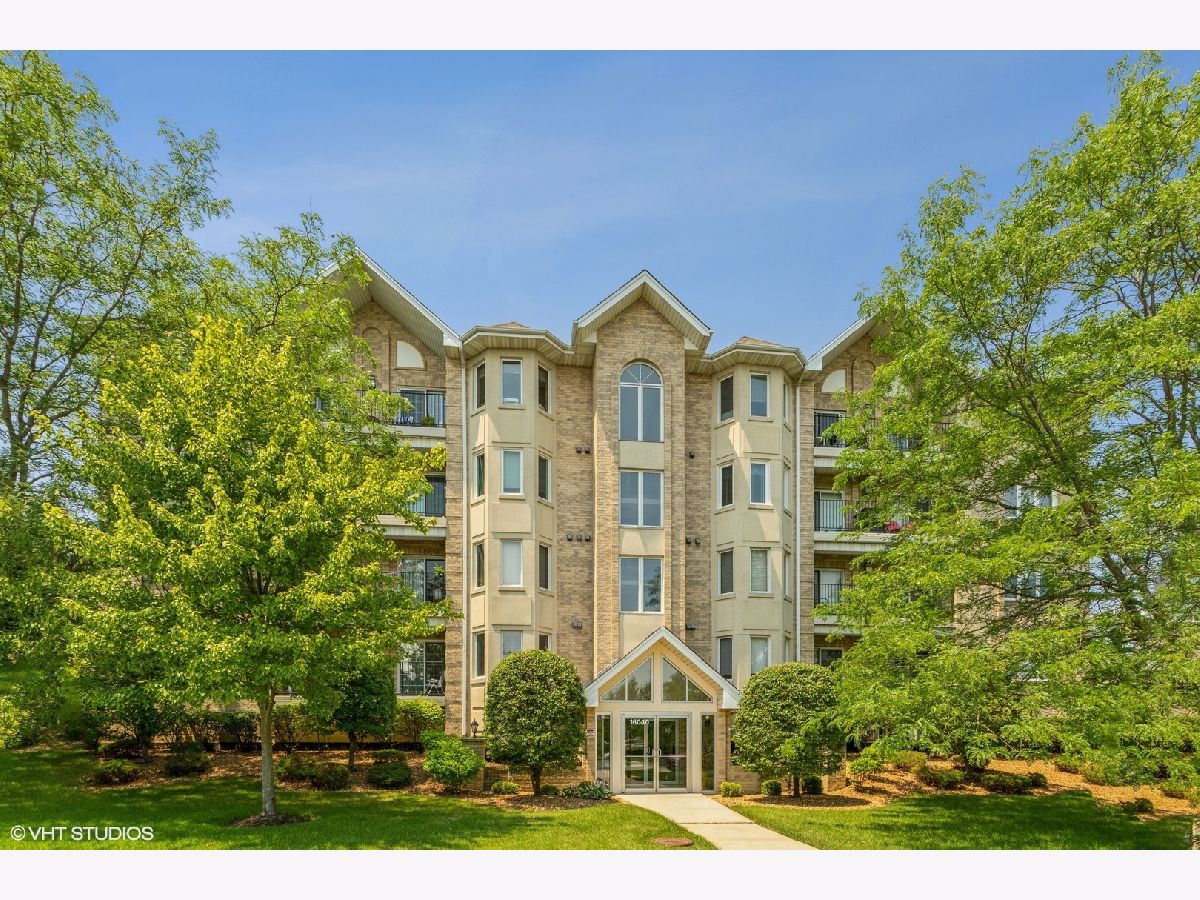 Condos & Townhomes Sold Boardwalk Orland Park Illinois, 16040 Boardwalk Lane