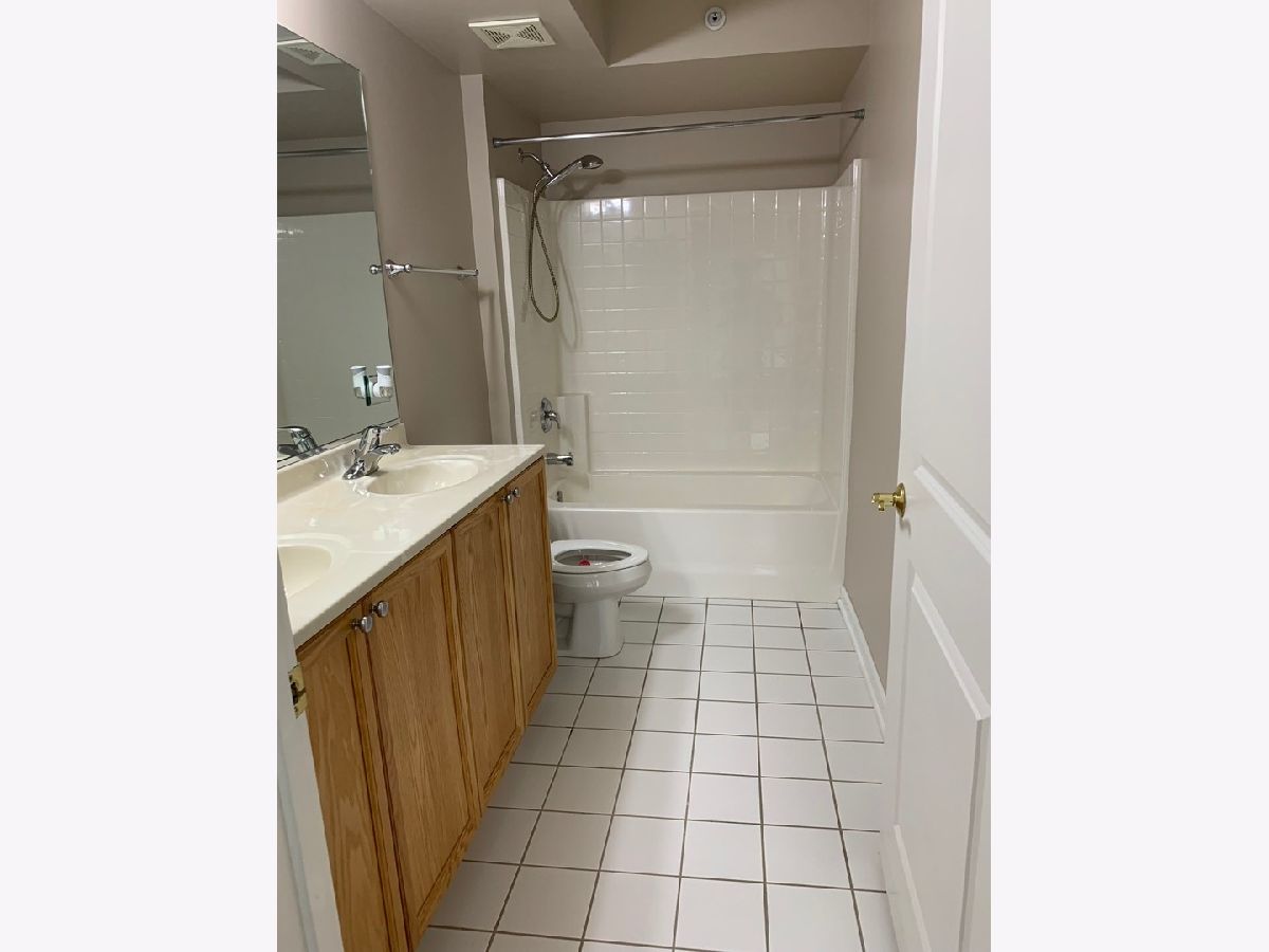 Condominiums Sold Park Place Elk Grove Village Illinois, 635 Perrie