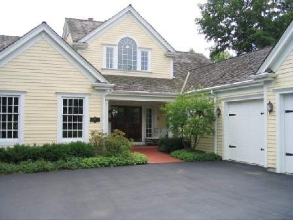 Homes & Townhomes Rented Conway Farms Lake Forest Illinois, 1835 North Pond